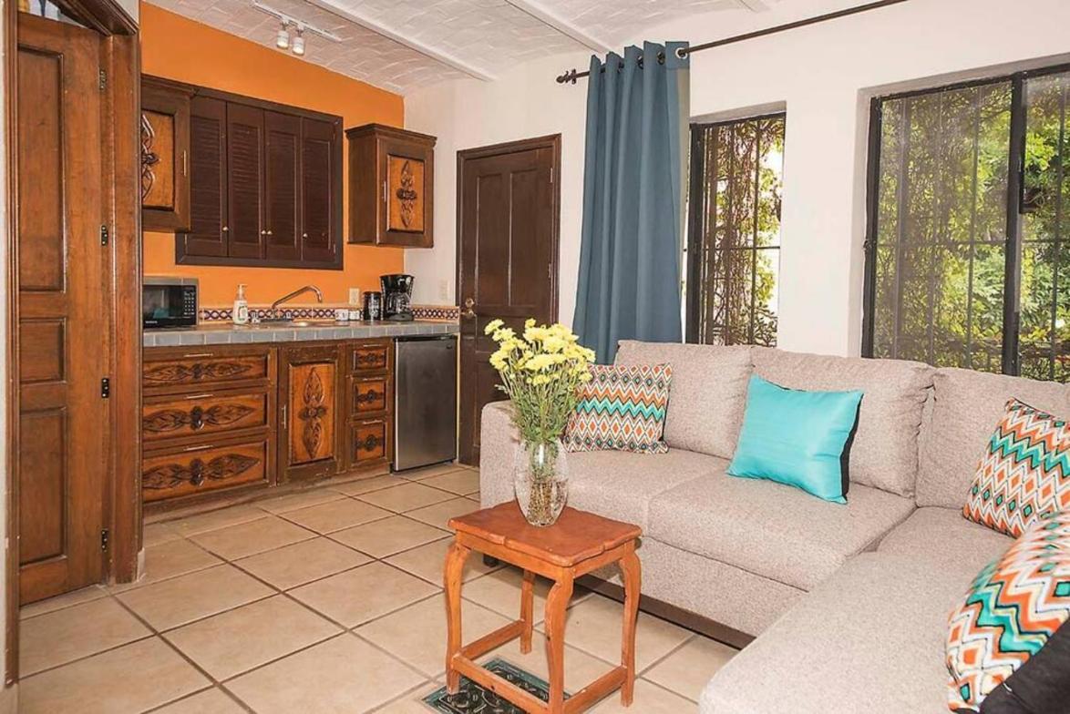 Enjoy Ac In The Queen'S Suite At Inn Ajijic Zewnętrze zdjęcie